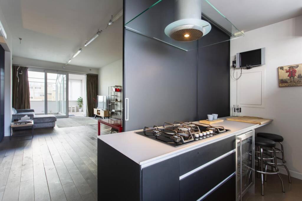 Luxury Sciuti Apartment Палермо Екстериор снимка